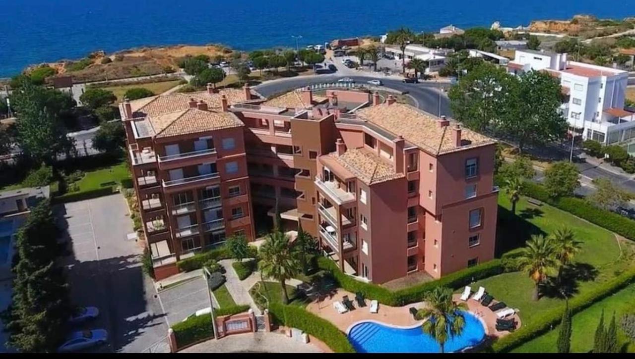 Beach & Sea Apt, Fast Wifi, Airco, Private Parking And Pool Portimão Kültér fotó